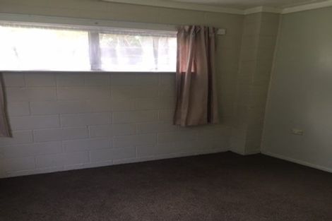 Photo of property in 15 Glencourt Place, Glenfield, Auckland, 0629