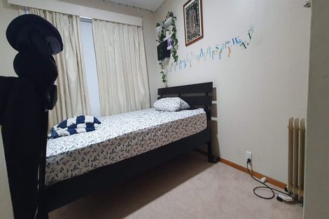 Photo of property in 2 Boothby Grove, Fairfield, Lower Hutt, 5011