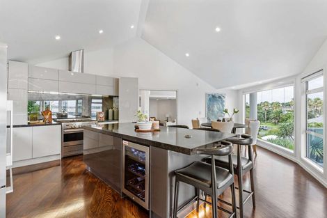 Photo of property in 39 Argo Drive, Half Moon Bay, Auckland, 2012