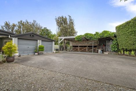 Photo of property in 80 Lethbridge Road, Feilding, 4779