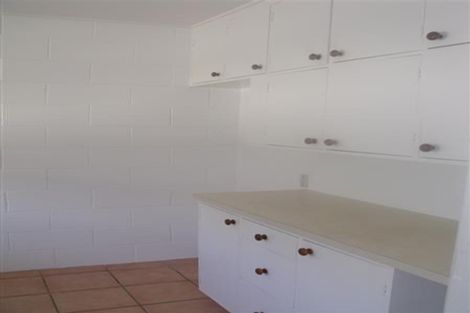 Photo of property in 2/7 Phillips Place, Havelock North, 4130