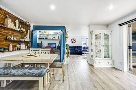 Photo of property in 11 Te Ironui Place, Huntington, Hamilton, 3210