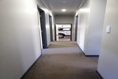 Photo of property in 295a Glengarry Road, Glen Eden, Auckland, 0602