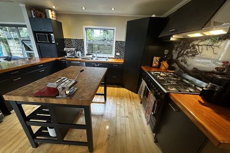 Photo of property in 167 Owhiwa Road, Parua Bay, Onerahi, 0192