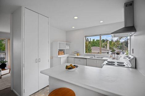 Photo of property in 1/14 Elliott Avenue, Bayview, Auckland, 0629