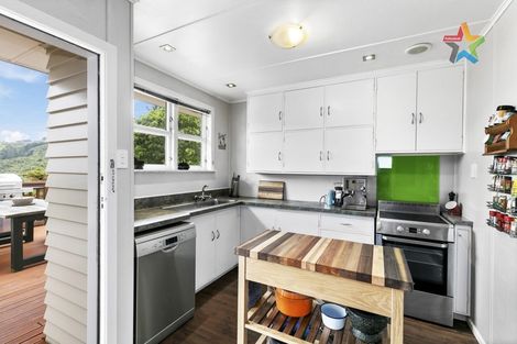 Photo of property in 17 Kingsley Street, Stokes Valley, Lower Hutt, 5019