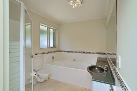 Photo of property in 15 Basil Place, Mount Pleasant, Christchurch, 8081