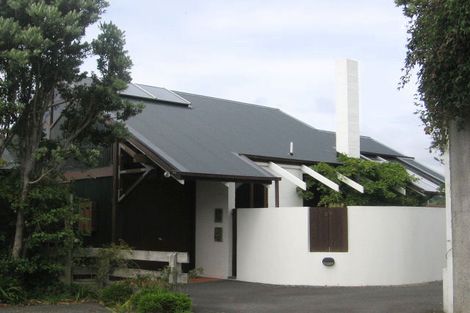 Photo of property in 29 Seaview Terrace, Northland, Wellington, 6012