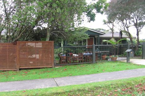 Photo of property in 5 Marae Road, Greenhithe, Auckland, 0632