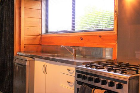 Photo of property in 2/157 Verbena Road, Birkdale, Auckland, 0626