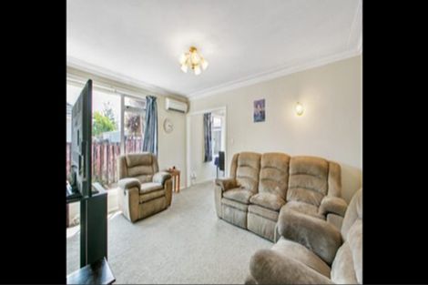 Photo of property in 70 Mcannalley Street, Manurewa East, Auckland, 2102