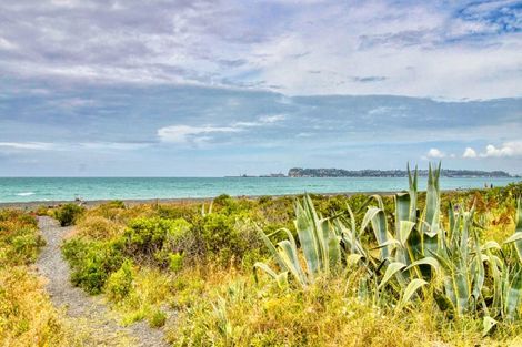 Photo of property in 1/382 Main Road North, Bay View, Napier, 4104