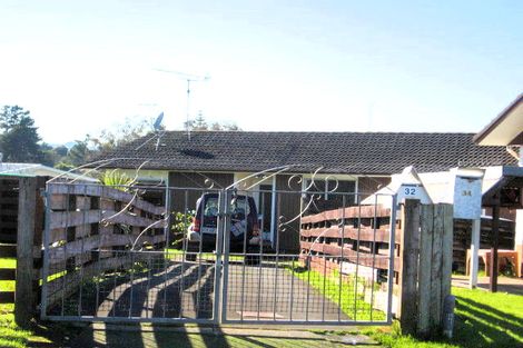 Photo of property in 32 Gambare Place, Wattle Downs, Auckland, 2103