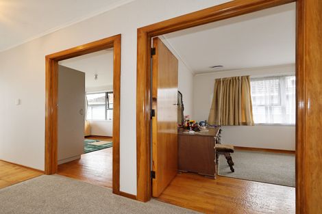 Photo of property in 53 Ellis Avenue, Mount Roskill, Auckland, 1041