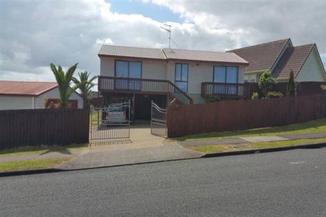 Photo of property in 5 Kopara Place, Clendon Park, Auckland, 2103