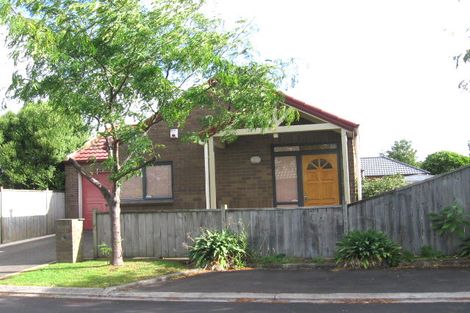 Photo of property in 10 Glenarden Way, Ranui, Auckland, 0612