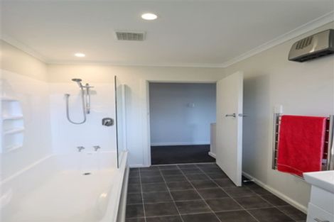 Photo of property in 7 Ashbury Avenue, Waimataitai, Timaru, 7910