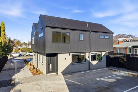 Photo of property in 2/12 Newbridge Place, Ilam, Christchurch, 8041
