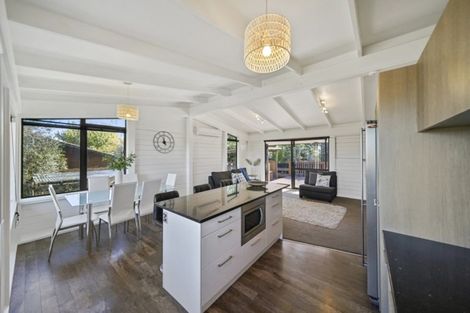 Photo of property in 1/15 Billabong Place, Botany Downs, Auckland, 2010