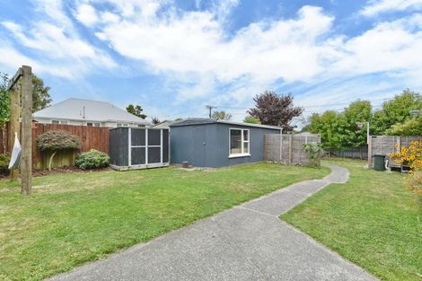 Photo of property in 23 Rowcliffe Crescent, Avonside, Christchurch, 8061