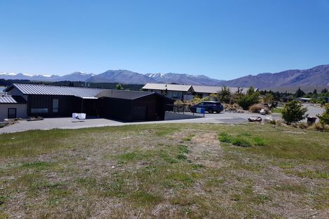 Photo of property in 16 Rankin Rise, Lake Tekapo, 7999