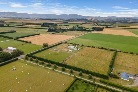 Photo of property in 1378 Poyntzs Road, West Eyreton, Rangiora, 7475
