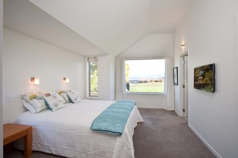 Photo of property in 42 Pisa Moorings Road, Mount Pisa, Cromwell, 9383