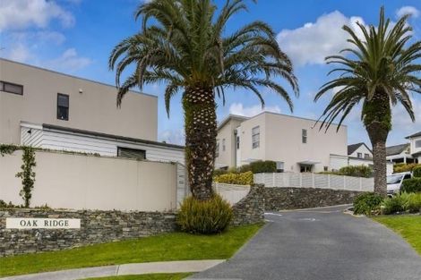Photo of property in 21/40 Scarlet Oak Drive, Schnapper Rock, Auckland, 0632