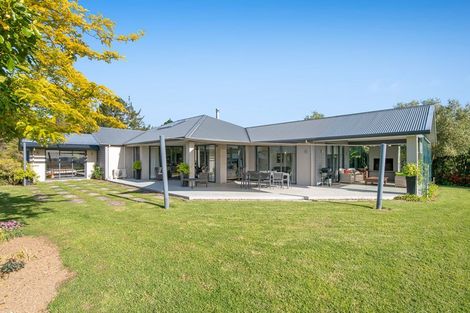 Photo of property in 69a Pipitiwai Drive, Helensville, Kaukapakapa, 0871