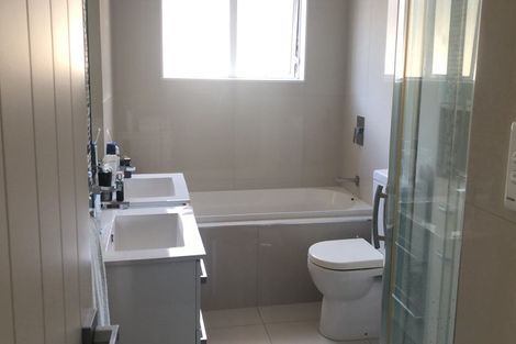 Photo of property in 45 Harrowglen Drive, Northcross, Auckland, 0630