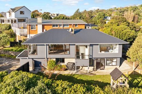 Photo of property in 47 Kiriwai Road, Paremata, Porirua, 5024