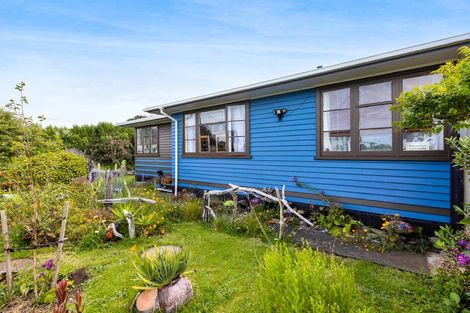 Photo of property in 6 Cornwall Street, Patea, 4520