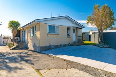 Photo of property in 1/43a Merrington Crescent, Aranui, Christchurch, 8061