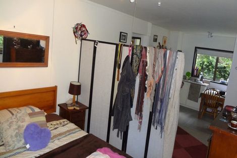 Photo of property in 2/533 Beach Road, Murrays Bay, Auckland, 0630