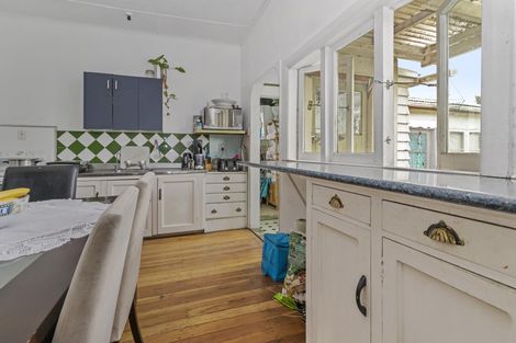 Photo of property in 1 Harris Street, Huntly, 3700