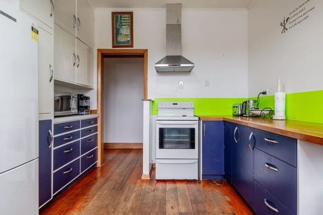 Photo of property in 12 Carthew Street, Feilding, 4702