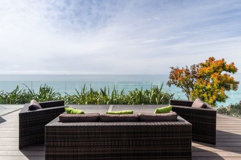 Photo of property in 132 Priestley Terrace, Bluff Hill, Napier, 4110