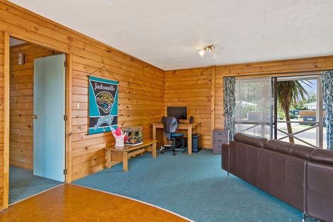 Photo of property in 11 Barbara Grove, Papamoa Beach, Papamoa, 3118