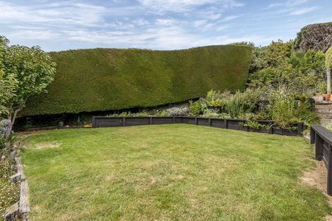 Photo of property in 42 Saint Andrews Hill Road, Mount Pleasant, Christchurch, 8081