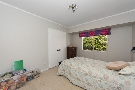 Photo of property in 17 Halcione Close, Flagstaff, Hamilton, 3210