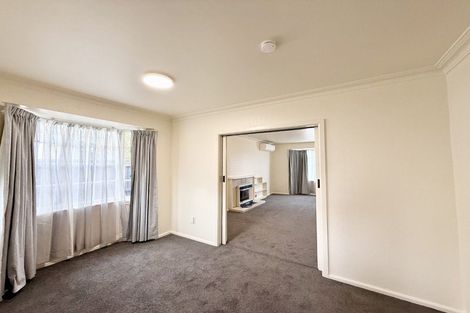 Photo of property in 152 Straven Road, Fendalton, Christchurch, 8014