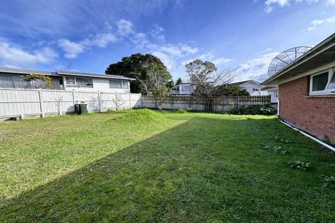 Photo of property in 18 Luton Avenue, Sunnyhills, Auckland, 2010