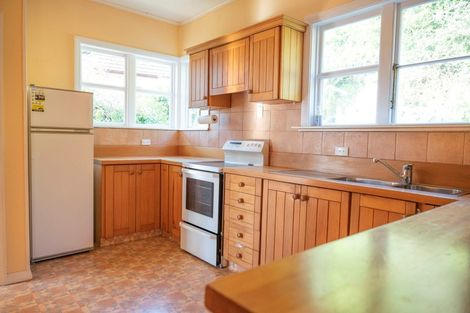 Photo of property in 43 Tannadyce Street, Strathmore Park, Wellington, 6022