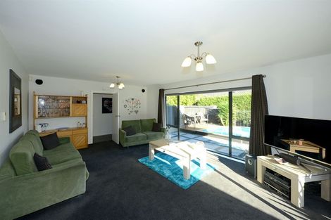 Photo of property in 8 Strathean Avenue, Avonhead, Christchurch, 8042