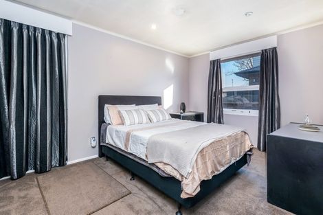 Photo of property in 3/93 Abbotts Way, Remuera, Auckland, 1050