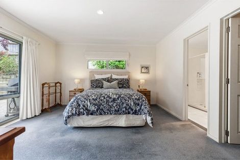 Photo of property in 2 Landing Drive, Albany, Auckland, 0632