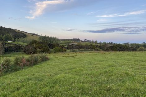 Photo of property in 68 Spioenkop Road, Mangawhai, 0573