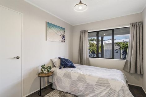 Photo of property in 4 Bishoprick Crescent, Te Puke, 3119