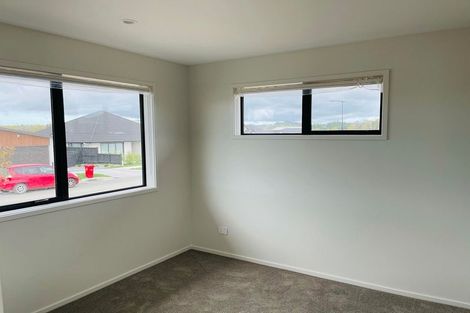 Photo of property in 31 Siren Street, Wainui, 0932