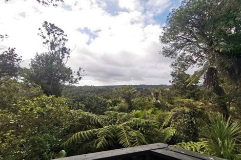 Photo of property in 740a West Coast Road, Oratia, Auckland, 0604